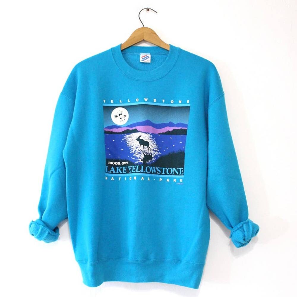 Vintage Moon Over Lake Yellowstone National Park Sweatshirt Large
